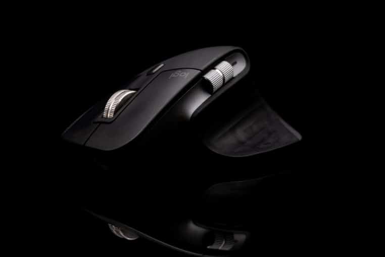 vue rapprochée d’une souris d’ordinateur sans fil Logitech