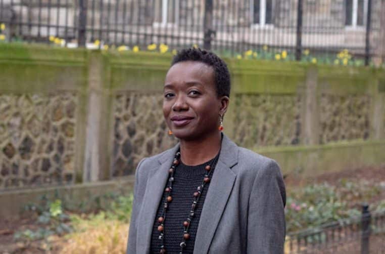 nadege abomangoli victime courrier raciste