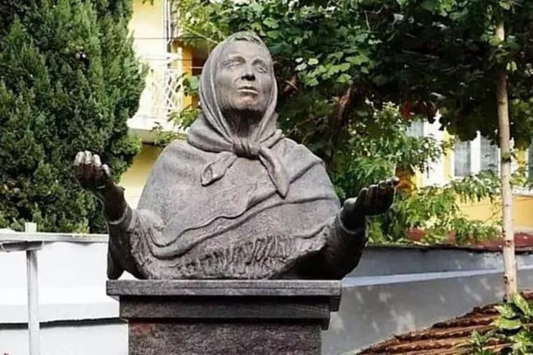 statut baba vanga @dr