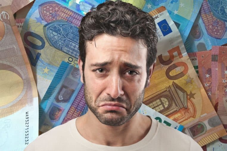 triste argent @canva