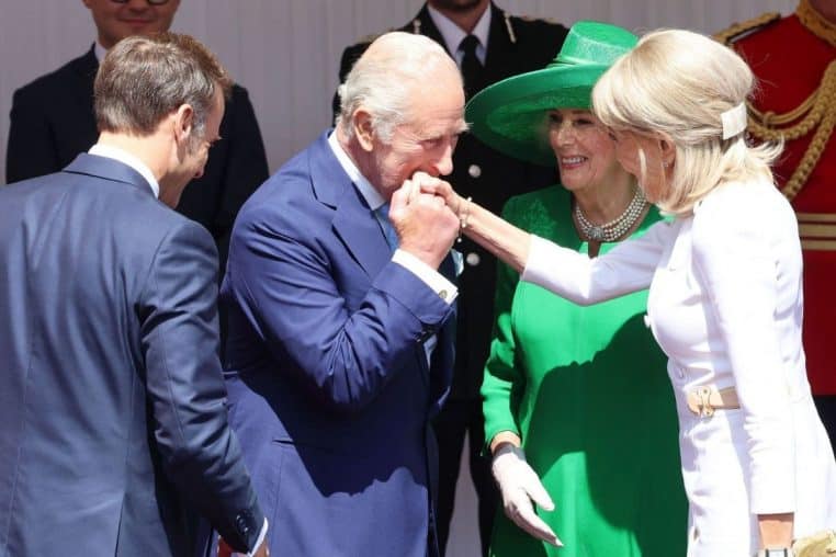 visite macron royaume uni @rtbf