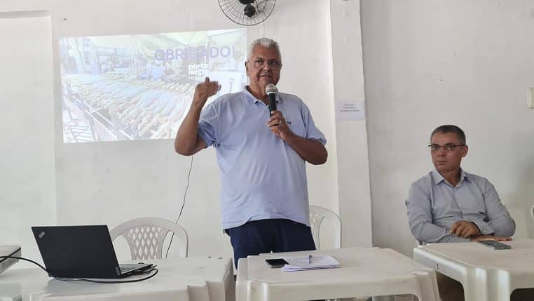 Annonce officielle d’une foire au poisson à Porto Alegre, stands et visuels institutionnels.