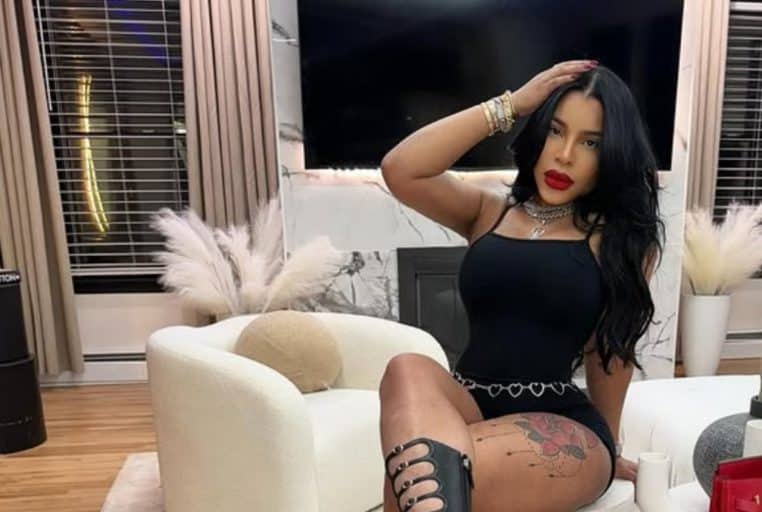 Influenceuse Ariela La Langosta retrouvée morte dans sa voiture