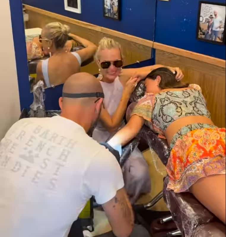 Leaticia Hallyday et Joy Hallyday