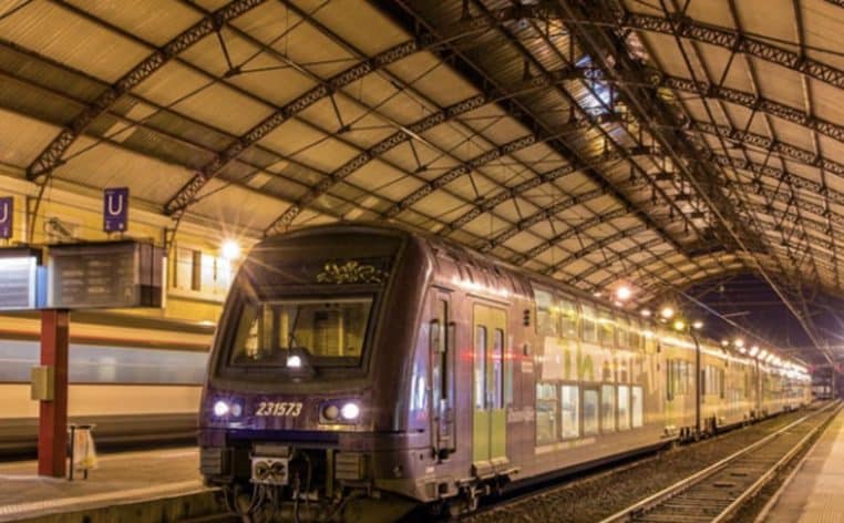 adolescentes train infos