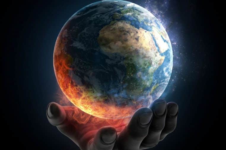 autodestruction terre @canva