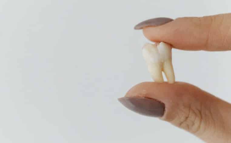 enfant dent qui bouge actu