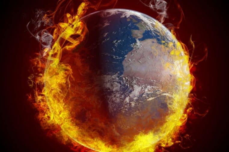 explosion planete @canva