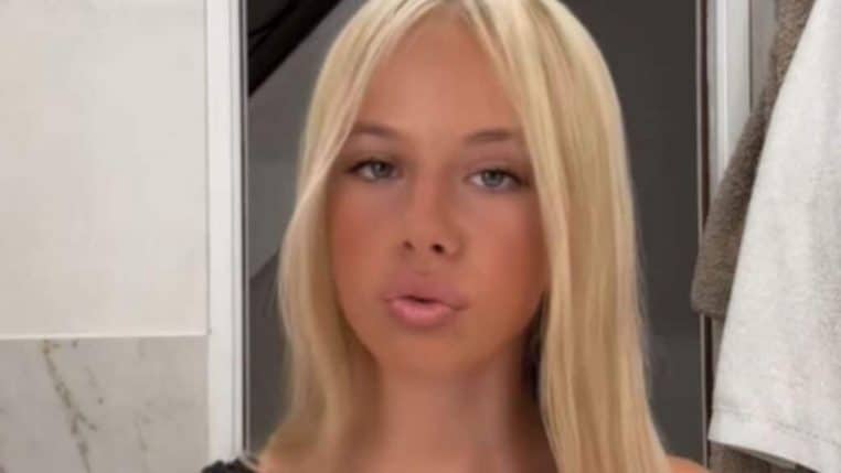 giulia sarkozy seclate en vacances loinn - copie