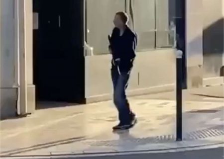 Homme arme