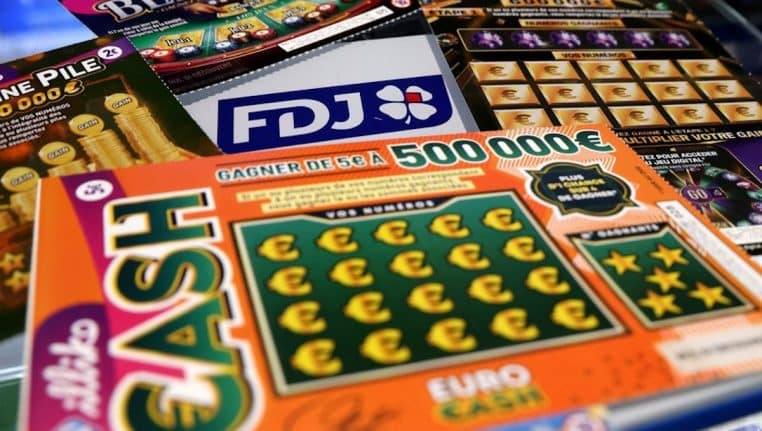 il vole ticket à gratter mais ne gagne rien du touttt