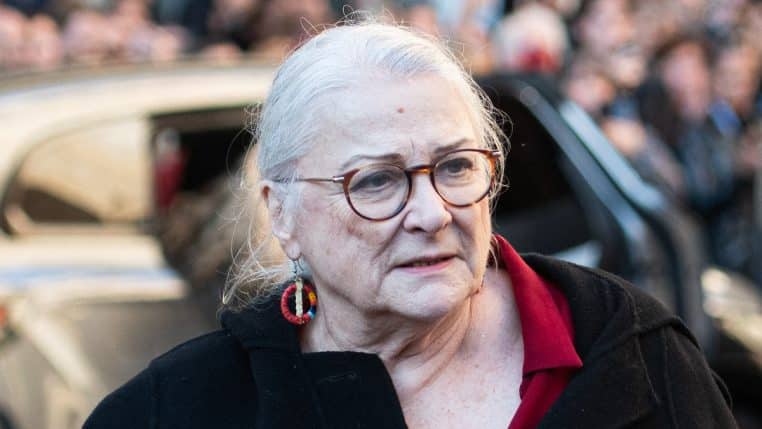 josiane balasko pose en maillot de bain sur instagrammjosiane balasko pose en maillot de bain sur instagramm