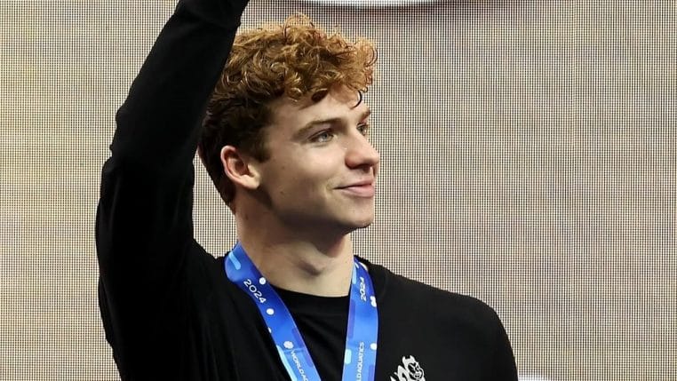 Nouveau record pour Léon Marchand