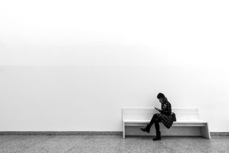 women, one, wall, minimalism, bank, inside, adult, girl, reading, read, forms, space, people, museum, waiting, women, wall, wall, wall, wall, wall, reading, museum, waiting