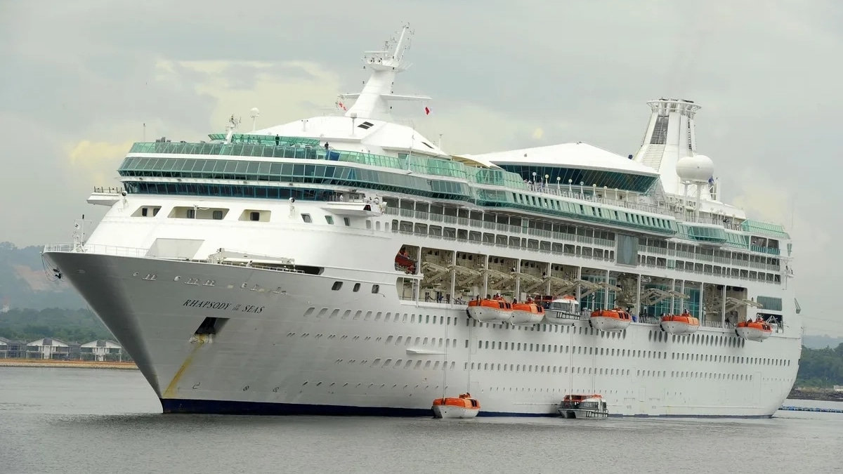 Homme Royal Caribbean