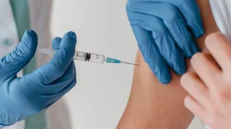 Infirmiere Faux Vaccins