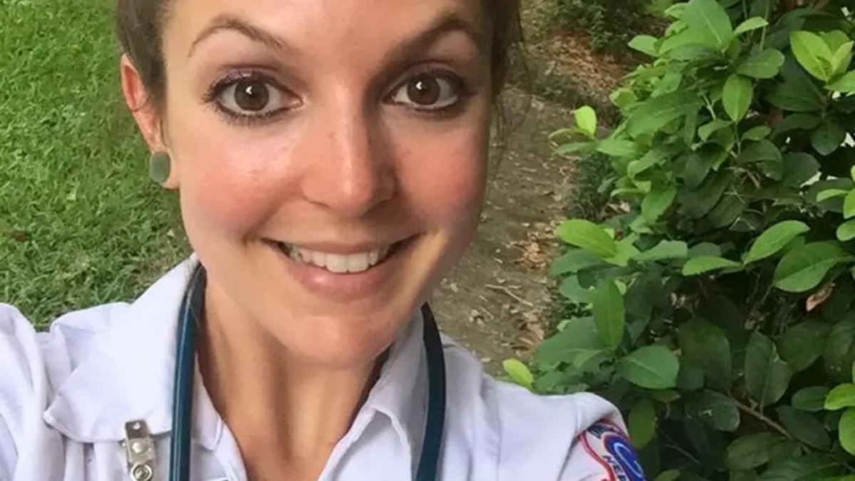 Infirmiere Sexe Beau-fils