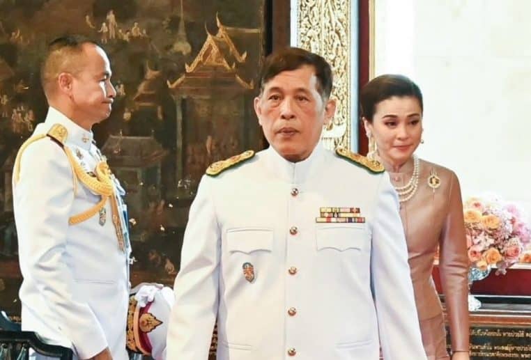 Le roi Rama X de Thaïlande, le plus riche du monde