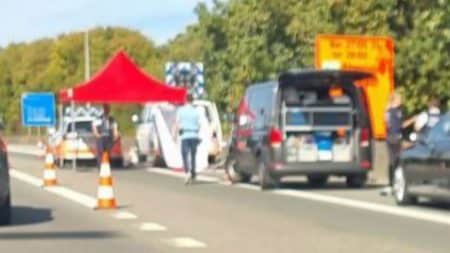 corps pendu autoroute belgique @DR