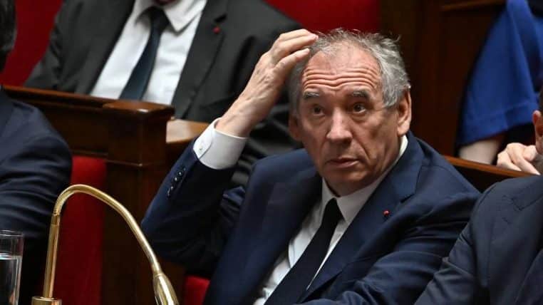 demission de francois bayrou demissionnn - copie