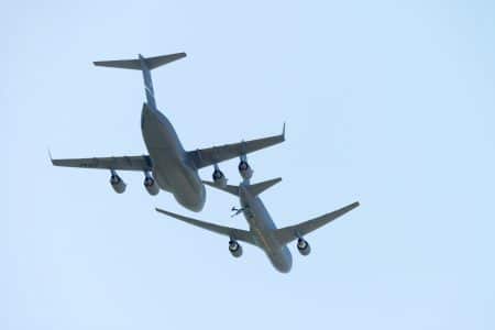 Deux avions manquent la collision de peu