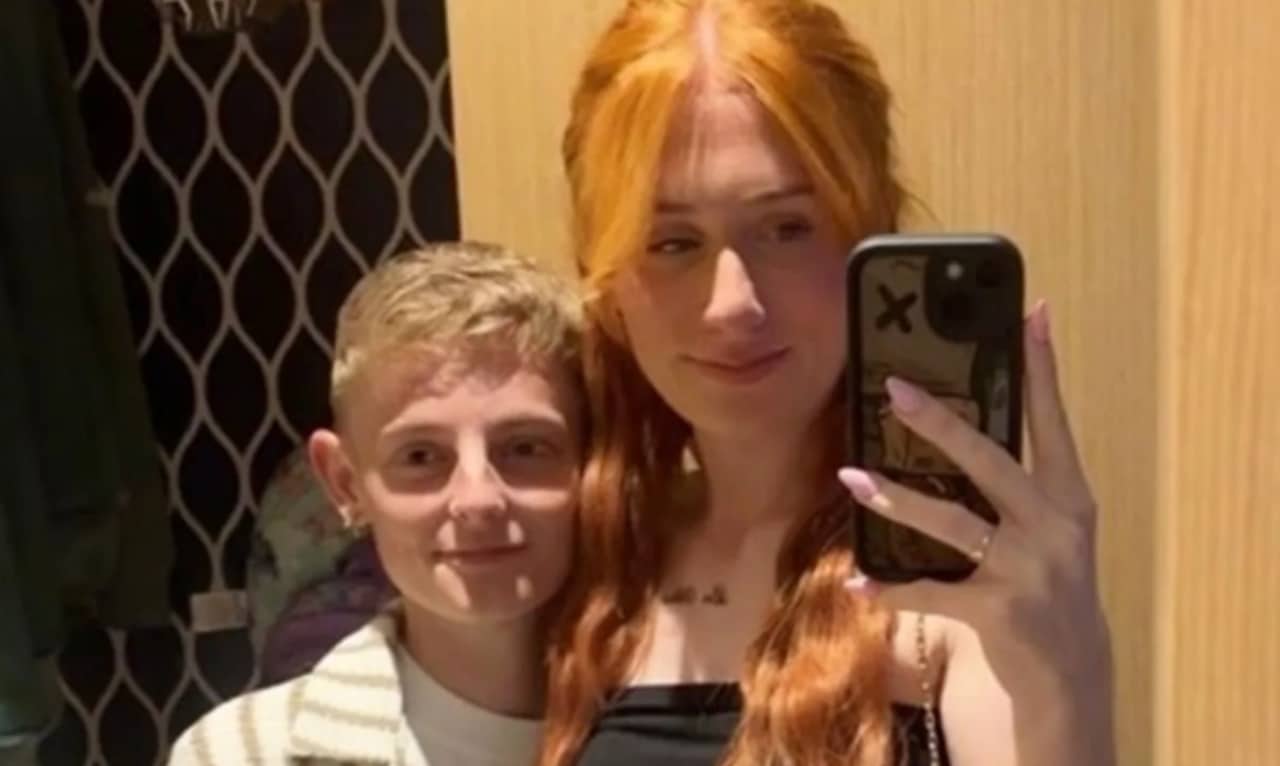 Un couple de femmes critiqué à cause de leur différence de taille