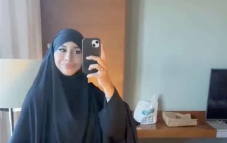 Femme voilée en Turquie