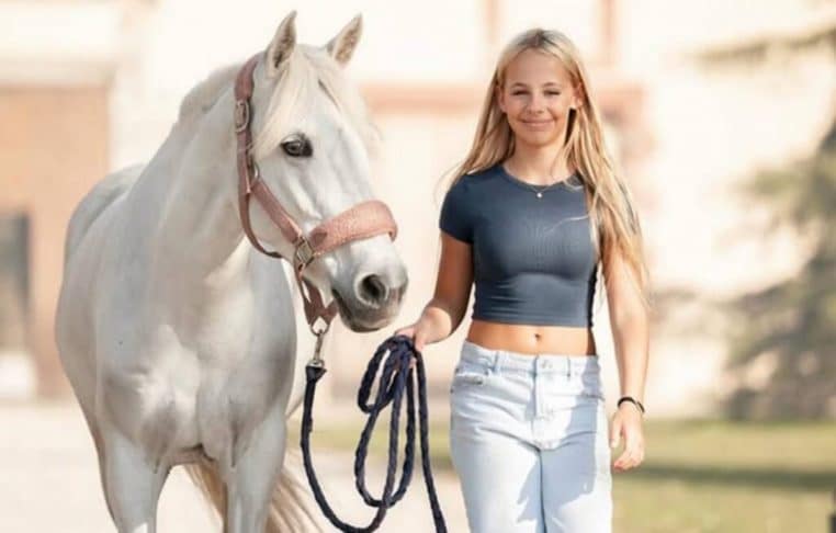 giulia sarkozy fait une mise au pointtt