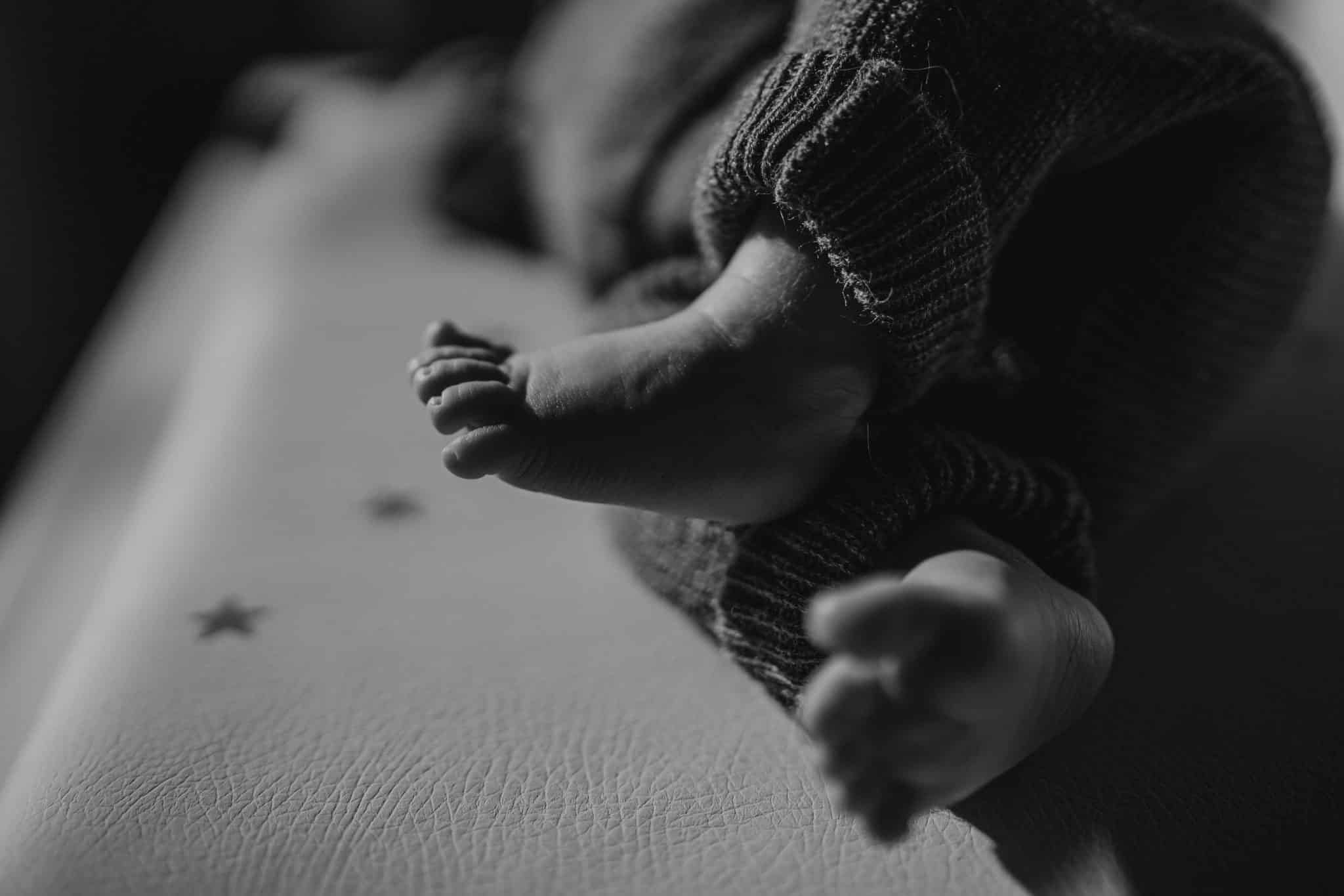 Il agresse son bébé de 13 jours