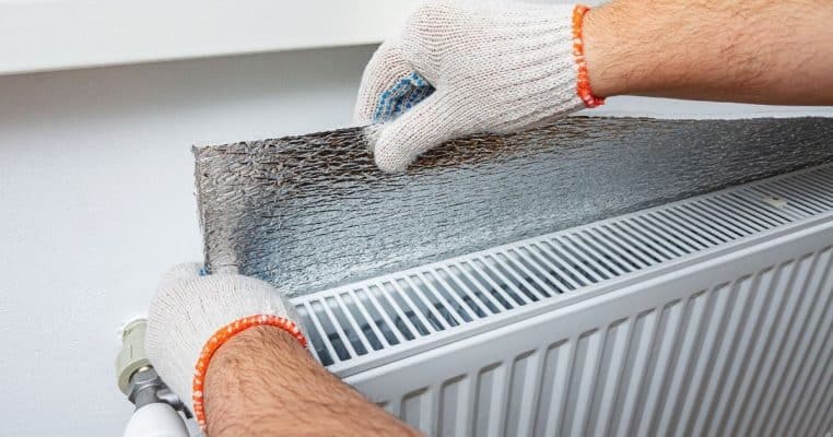 mettre papier alu derriere radiateurr