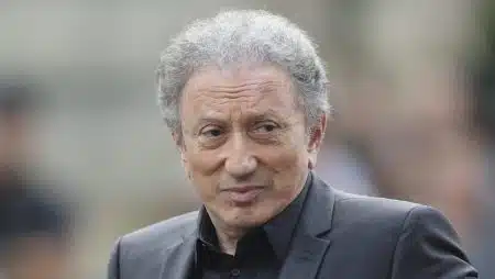 michel-drucker-experience-colonie-de-vacances.jpg