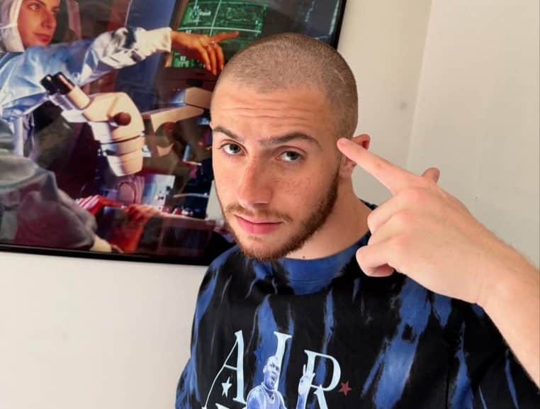 Michou en couple avec Lola ?