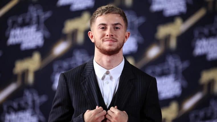 michou revele combien il a gagné sur youtube - copie