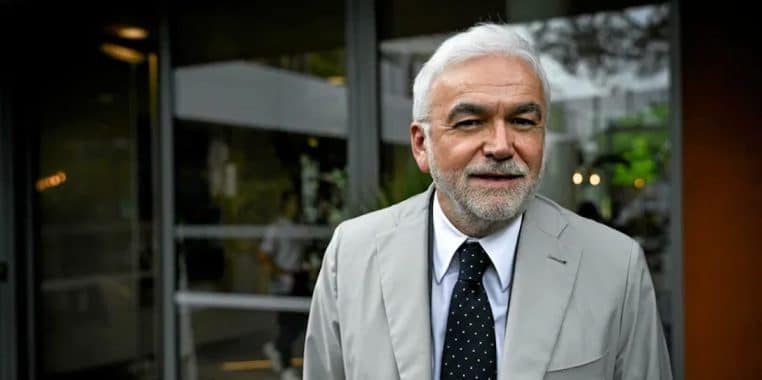 pascal praud demande licenciement france inter - copie