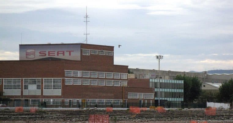 Façade d’un bâtiment technique de l’ancienne usine automobile à Barcelone.