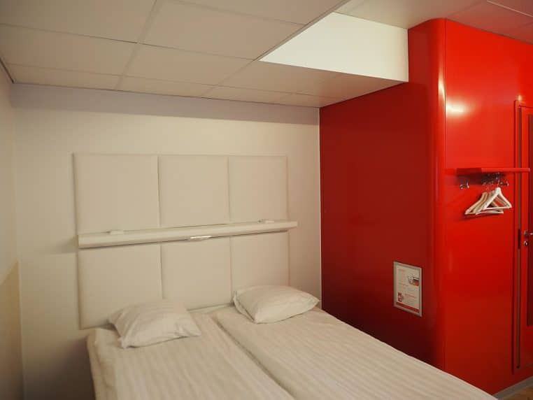 Lit double dans une chambre standard finlandaise