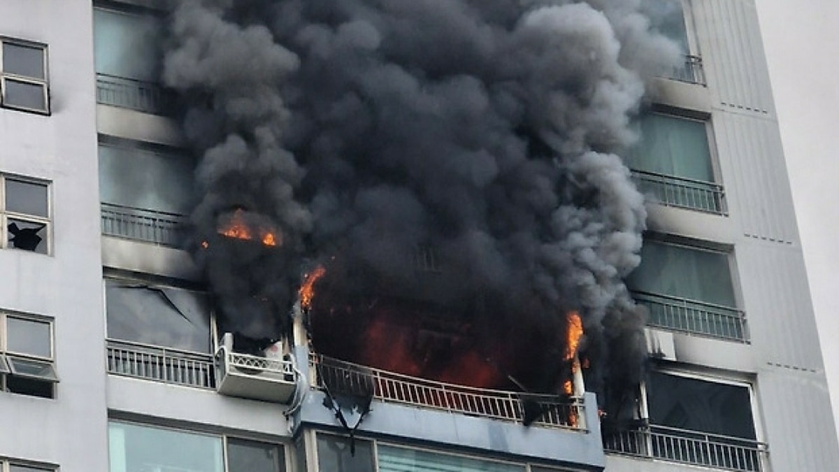 Femme Incendie Immeuble