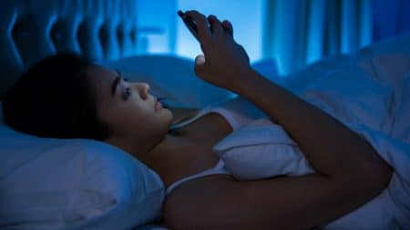 Habitude Telephone Dormir