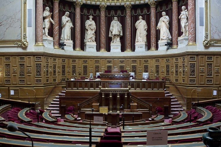 Le Sénat pourrait amender toute réforme des droits de succession. Crédit : Jackintosh / CC BY-SA.