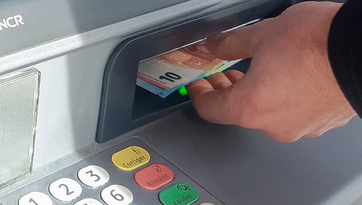 Touristes Frais Retrait