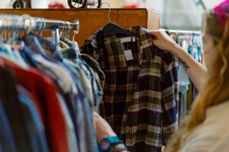 achete veste dans une fripe et trouve tresor - copie