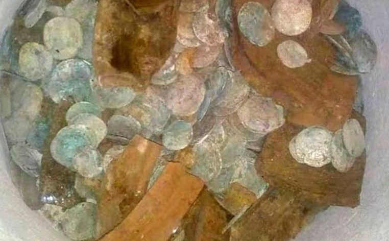 découverte couple insolite info