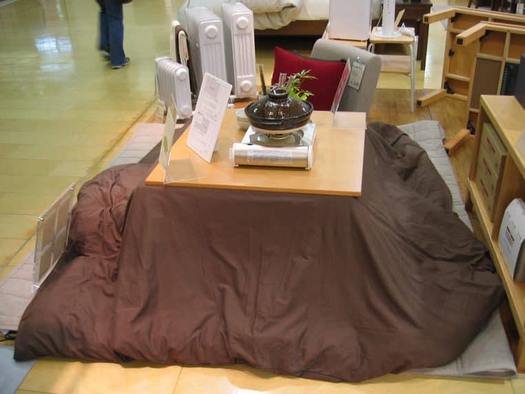 kotatsu