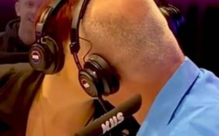 embrasser radio auditeurs insolite père fille