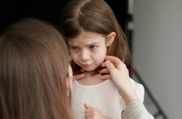 Une fillette de 6 ans retrouvée dans un état inquiétant