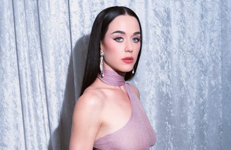 Katy Perry en couple