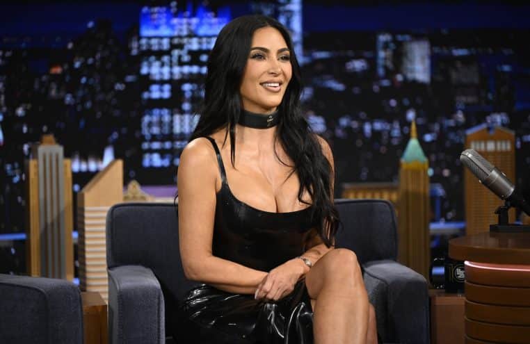 kim-kardashian-culotte-poils-pubiens.jpg