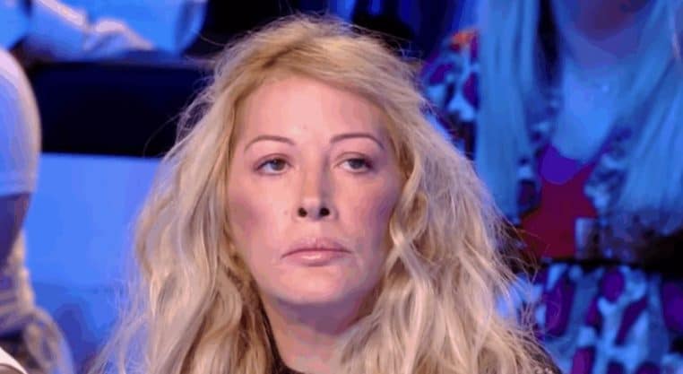 loana pas coiffee pas maquillee pose compagnon