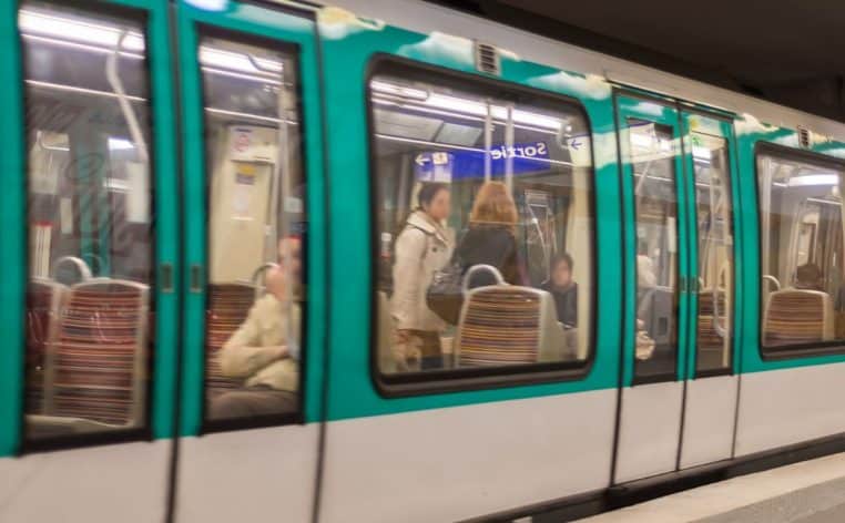 métro manteau mort actu