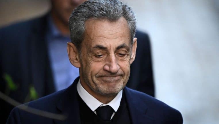 nicolas sarkozy incarceration prison santeee